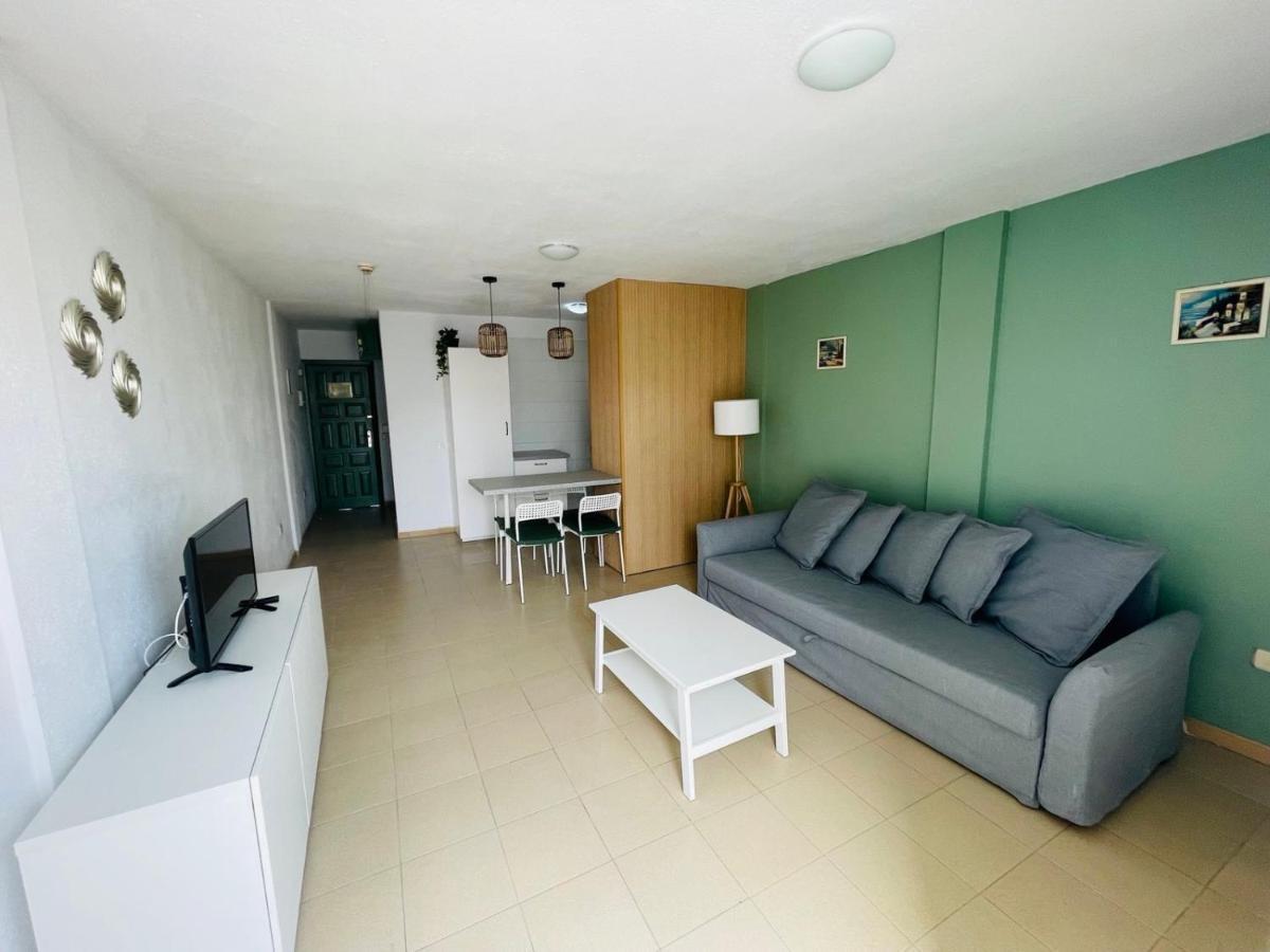Alondras Park Mialsoma Apartment Arona  Exteriör bild