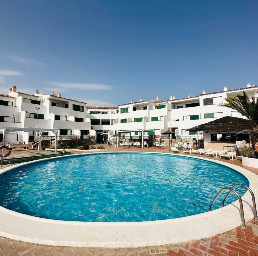 Alondras Park Mialsoma Apartment Arona  Exteriör bild
